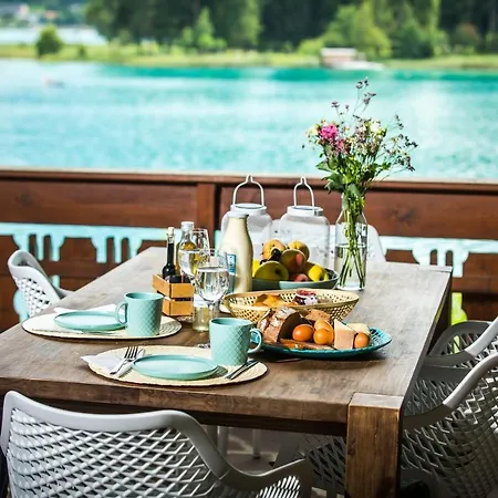 Feriehus Faakersee Hideaway Am